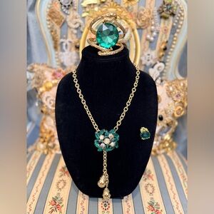 Sold on eBay- Elegant Gold and Green Jewelry Set
